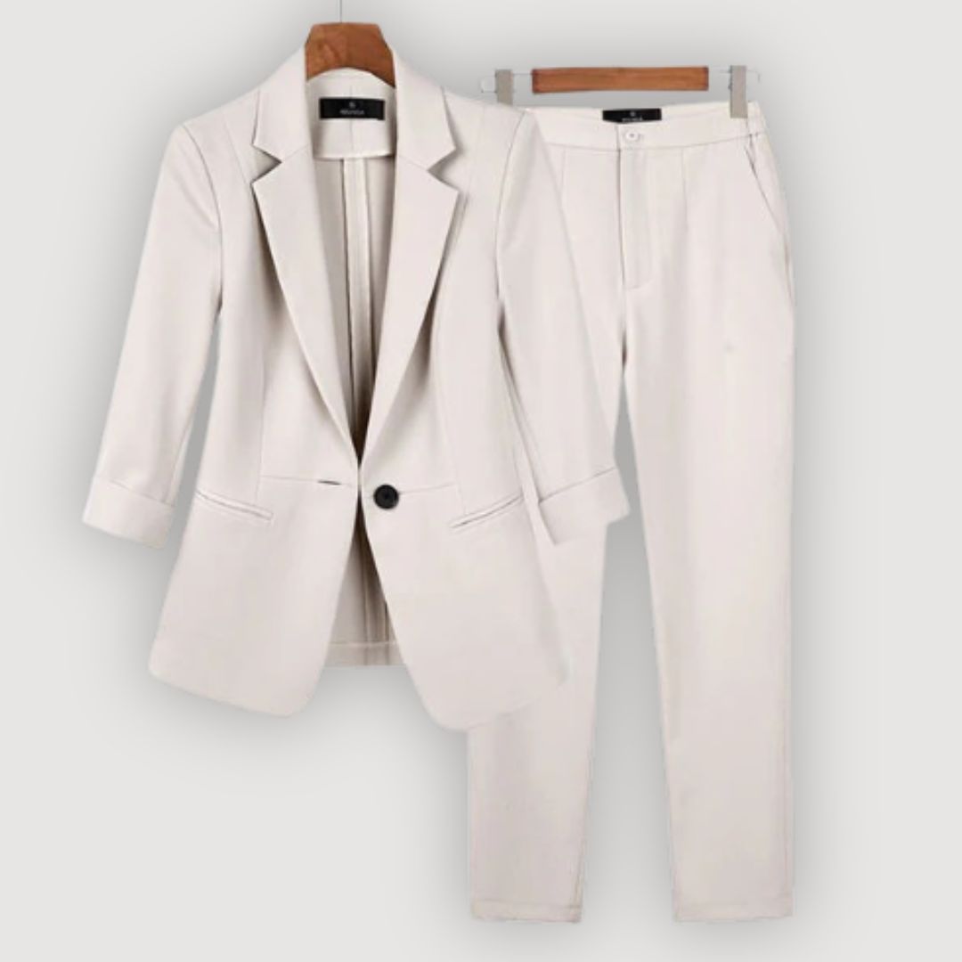 CLARA – TAILORED SUIT SET