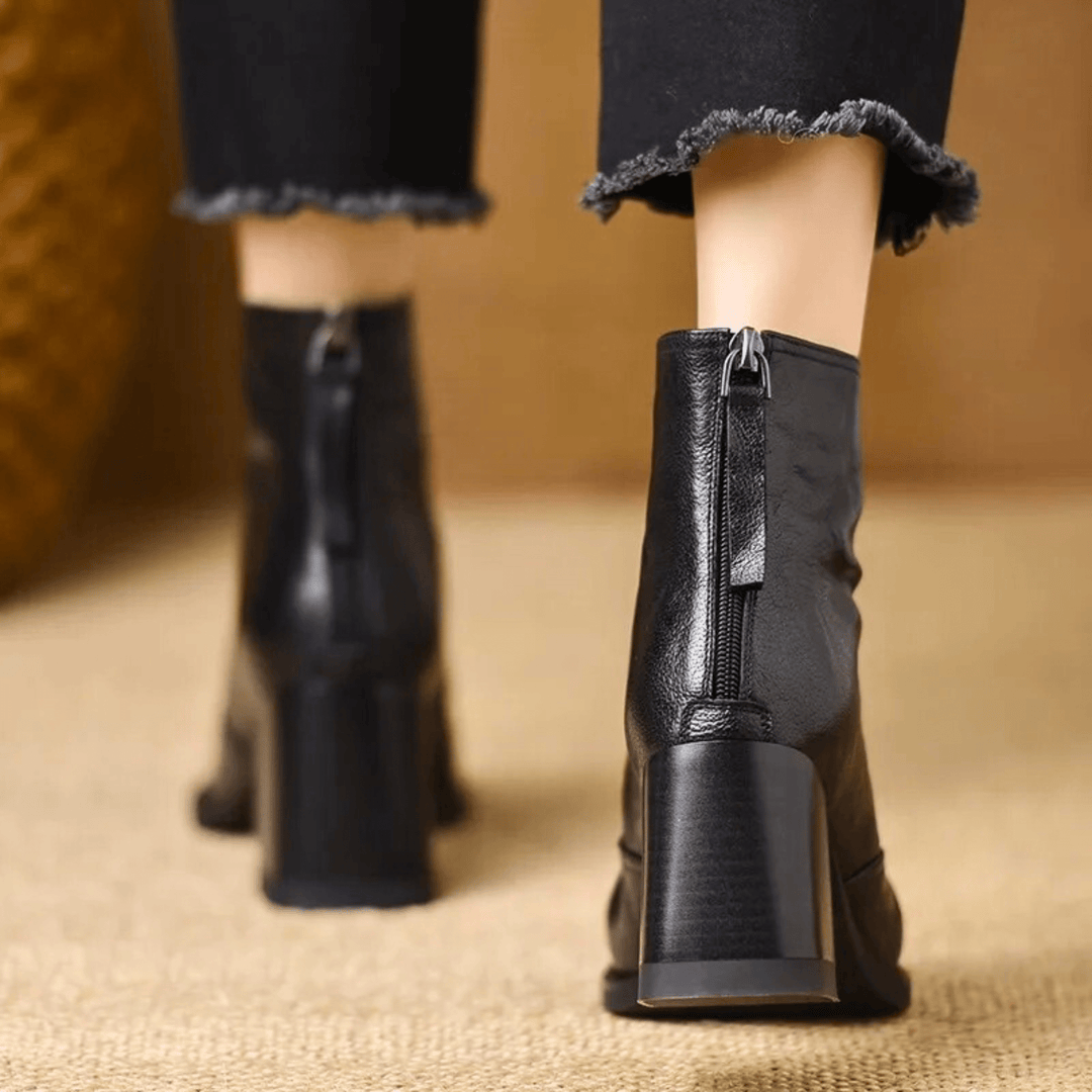 LISA – ELEGANT ANKLE BOOTS